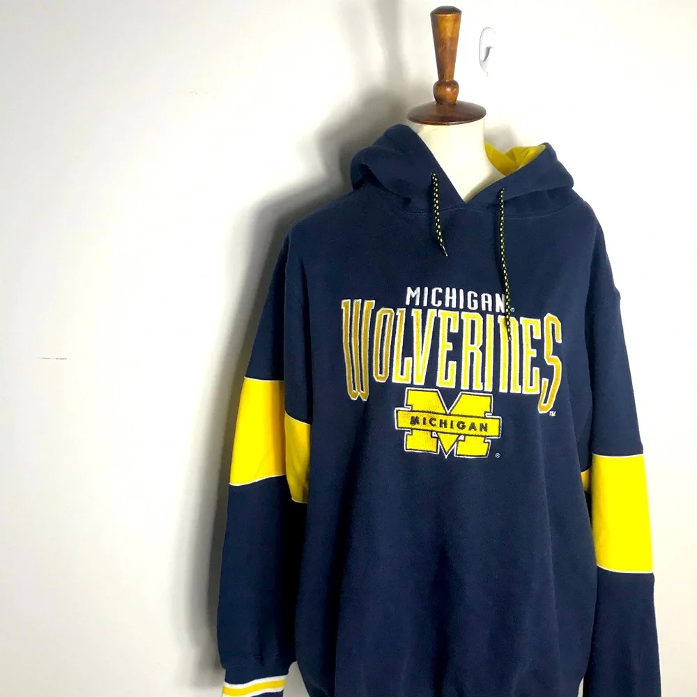 Michigan Wolverines Embroidered Navy Sweatshirt - Picture 6 of 6